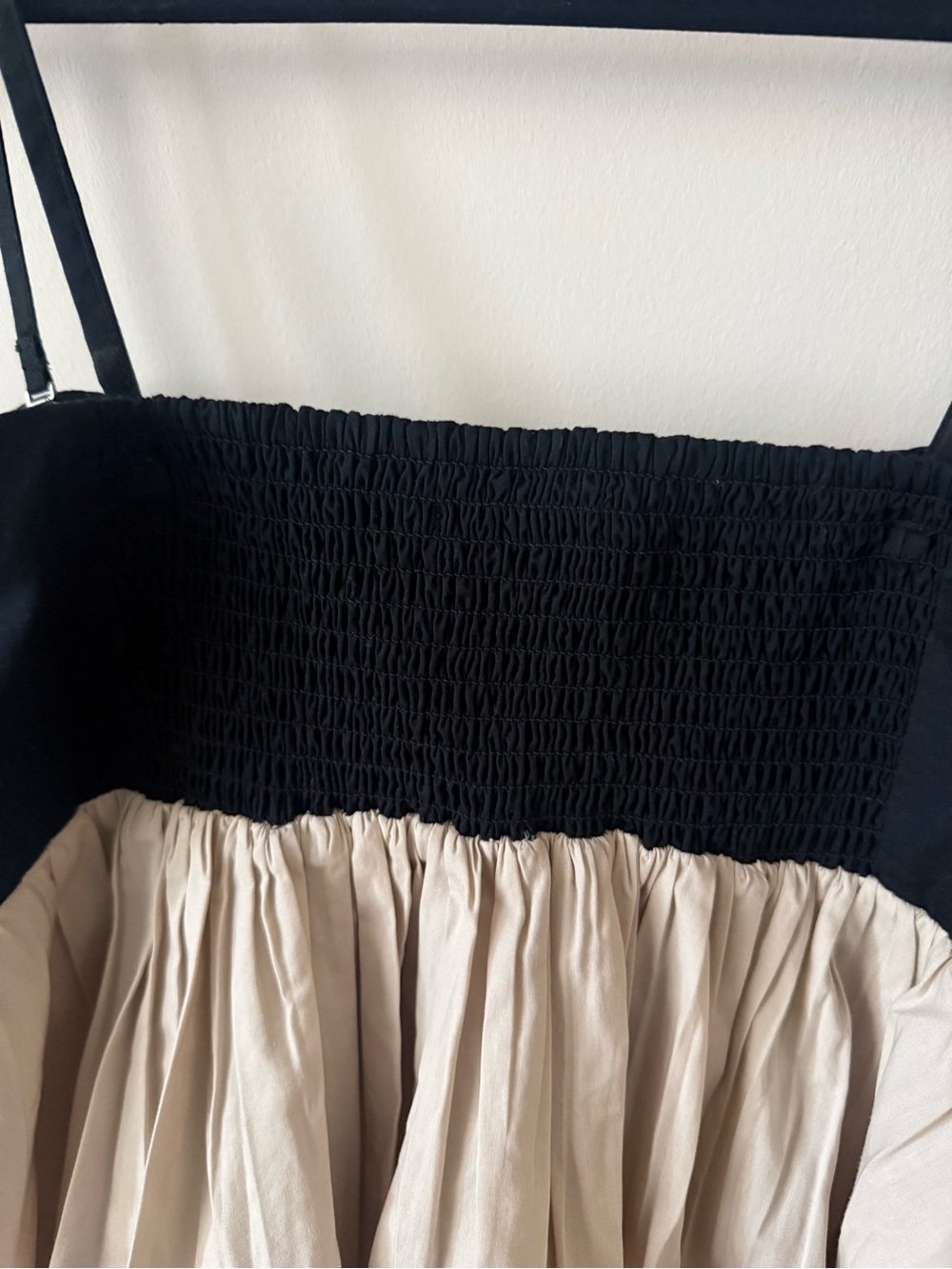 A&F Black and Cream Spaghetti Strap Peplum Top - Picture 3 of 4